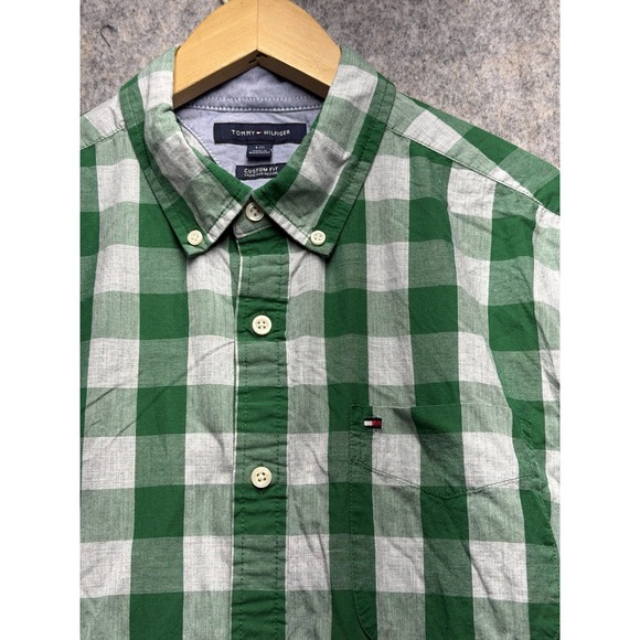 Tommy Hilfiger Other - Tommy Hilfiger Men's L Button Down‎ Shirt Green White Plaid Men's Long Sleeve